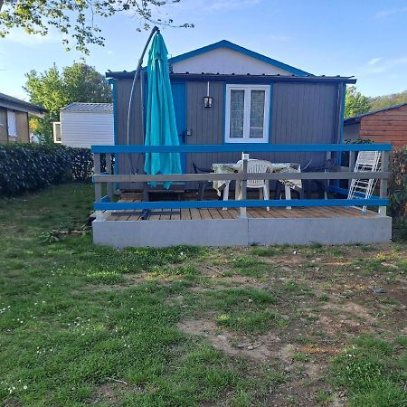 Chalet Privé: Camping 4 Étoiles pour 5 Personnes Hotel Foix Exterior photo