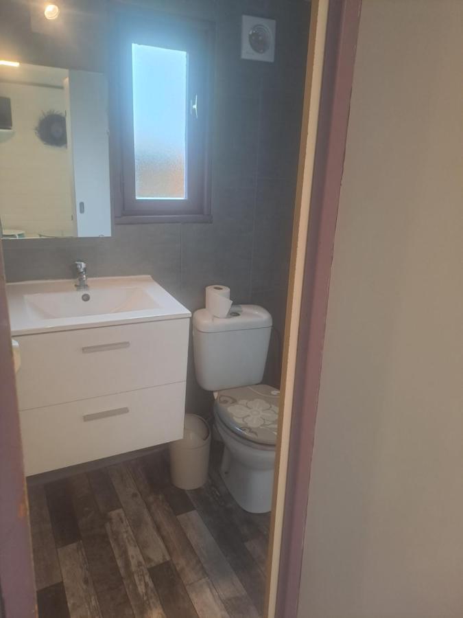 Chalet Privé: Camping 4 Étoiles pour 5 Personnes Hotel Foix Exterior photo